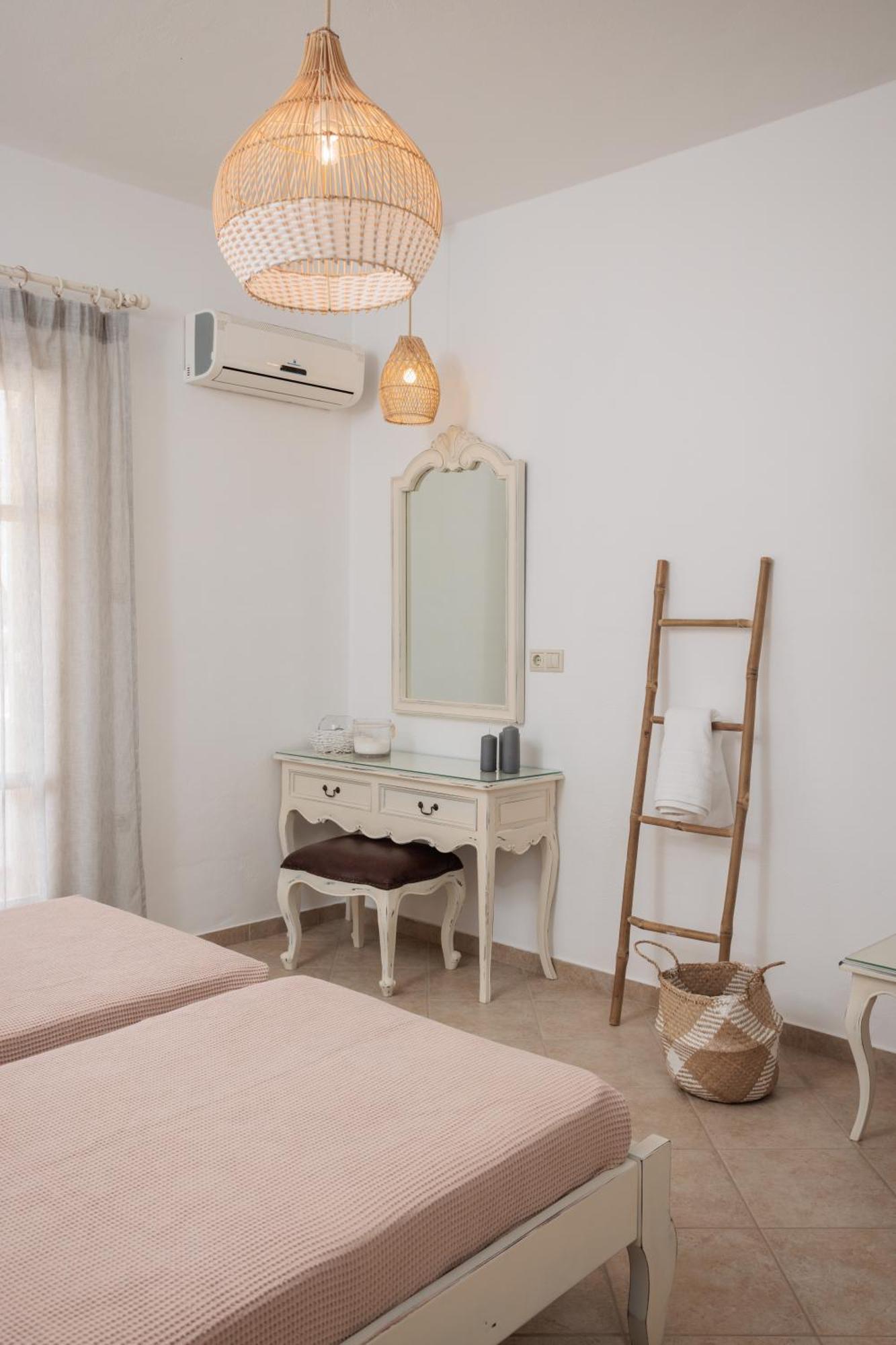Maria'S Rooms & Studios Agia Anna  Zewnętrze zdjęcie